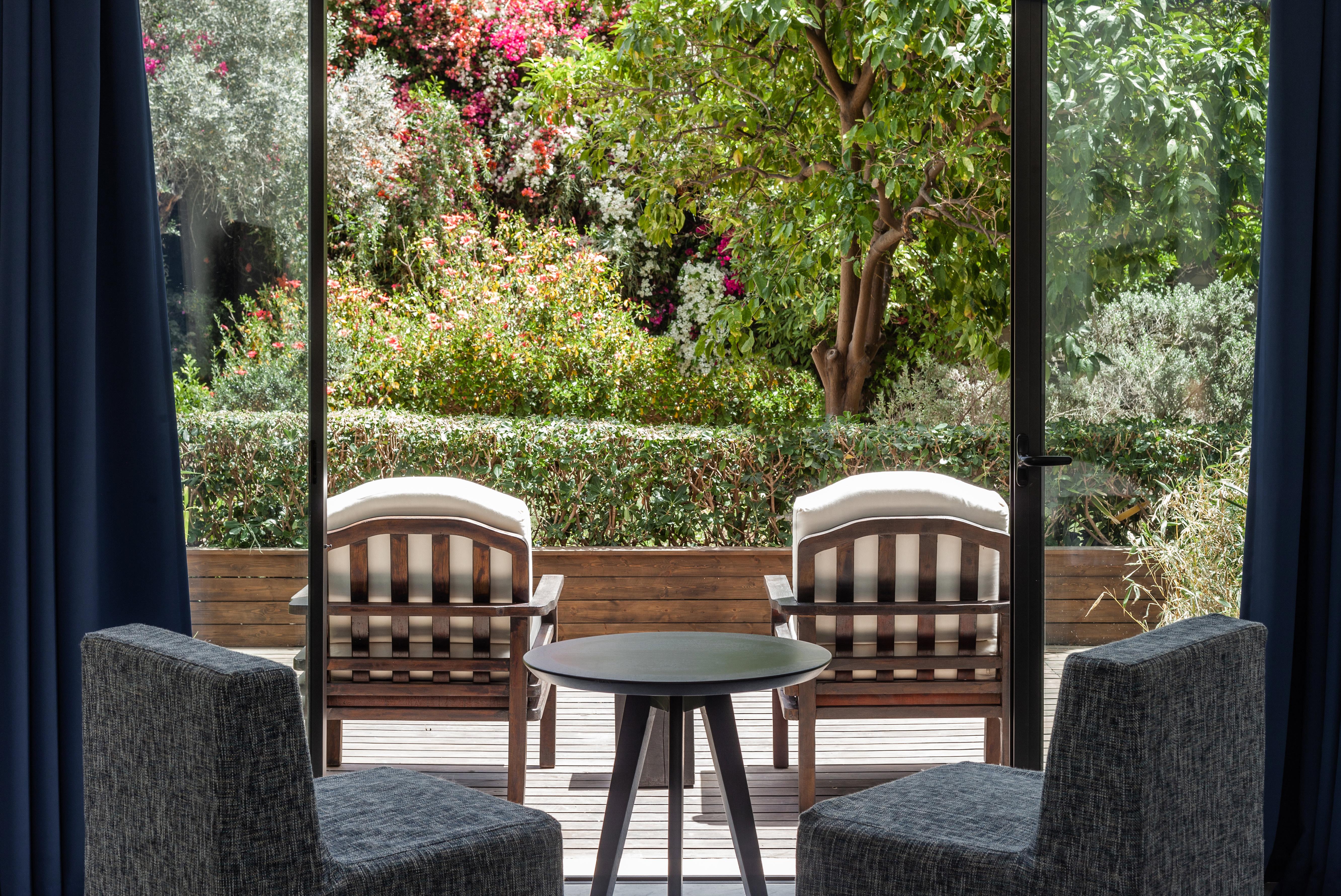 奥尔迈拉酒店 Paphos 外观 照片 The garden